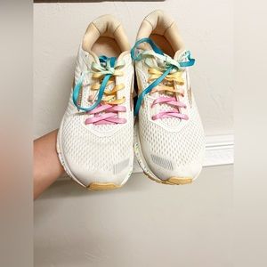 Brooks Ghost 12 sneakers limited vanilla sprinkle